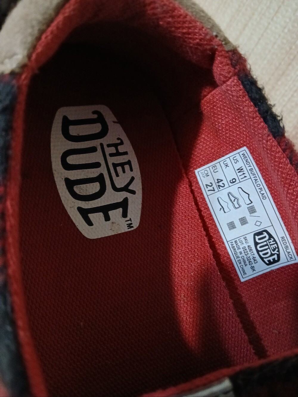 Hey Dude Wendy Buffalo Plaid Shoes Red/Black 40657-610- Women's  11 Euc - Picture 6 of 8